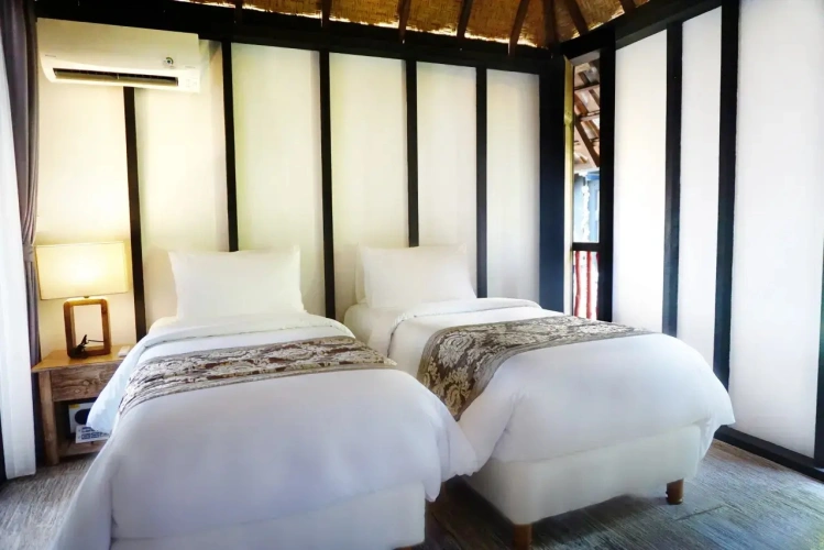 Lipah Intimate Twin room
