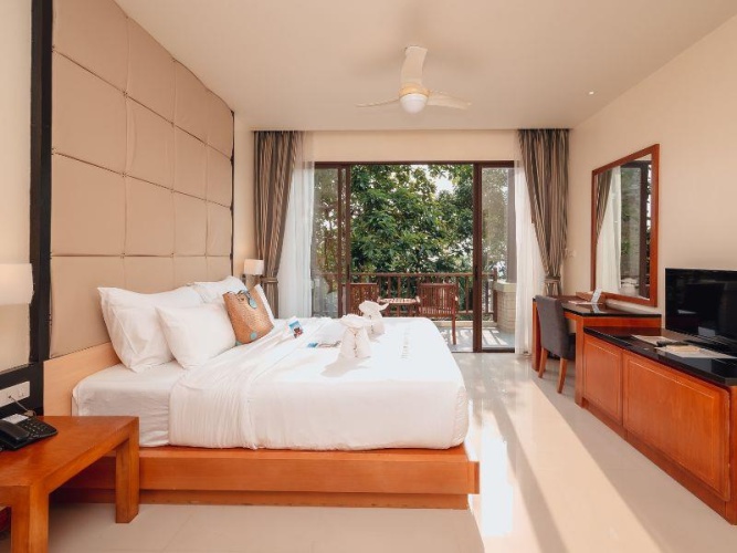 Hillside Wing Double Junior Suite