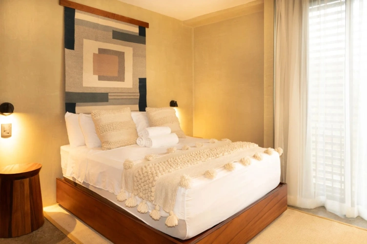 1 Bedroom Kawe Double Suite
