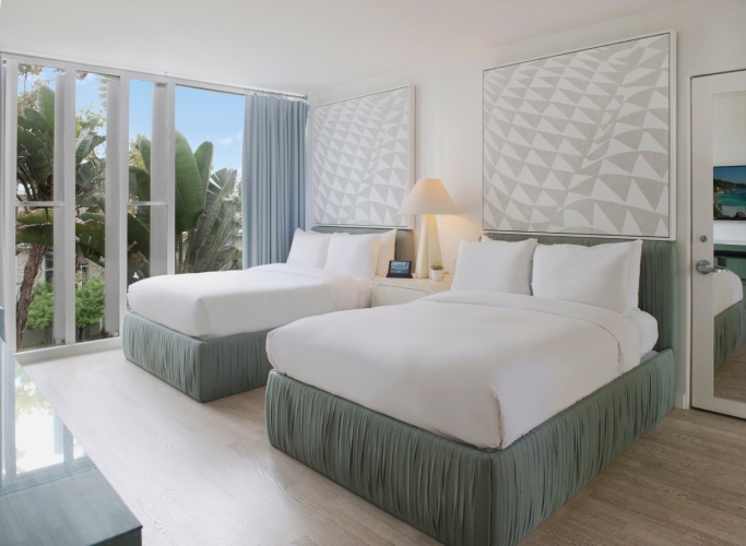 Deluxe Quadruple room
