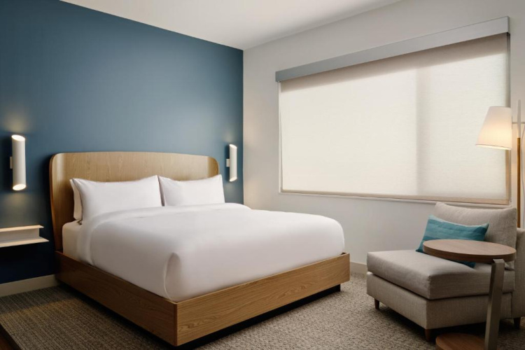 Element Pooler Savannah Airport