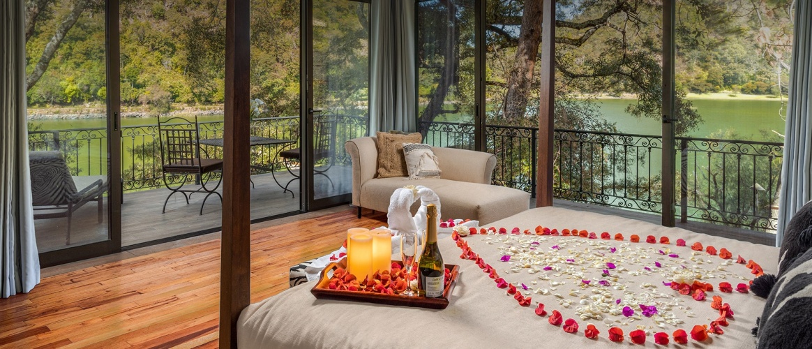 Honeymoon Double Cabin