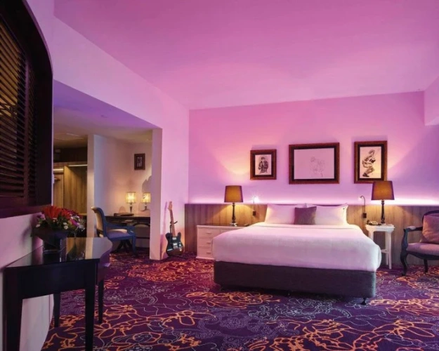 Rock Star Double Suite
