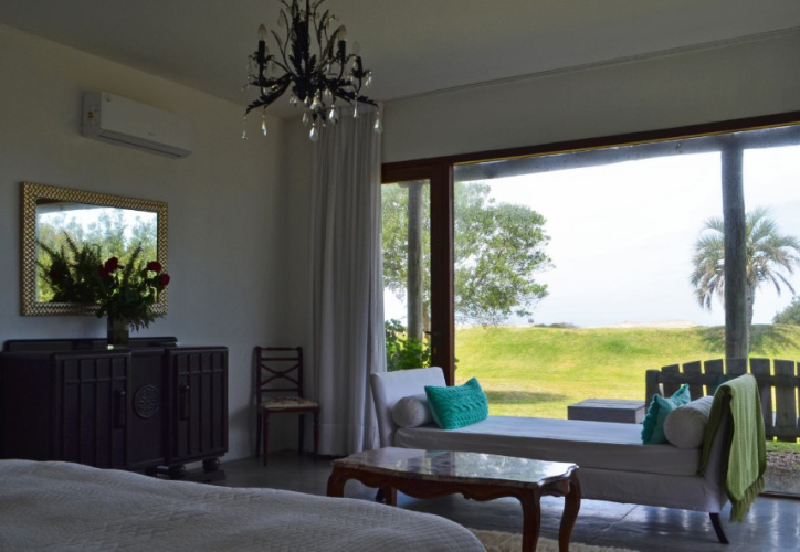 Twin Junior Suite with garden view