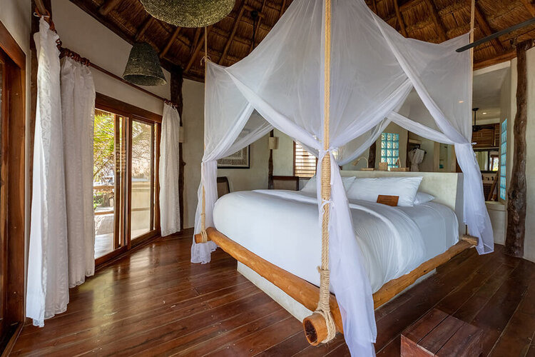 Upper Double room beachfront