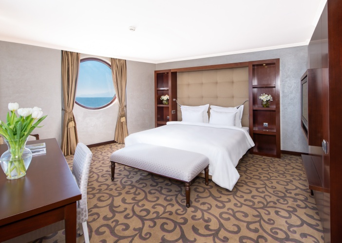 Double Suite