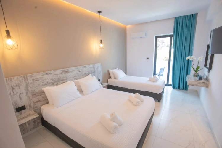 Standard room with balcony