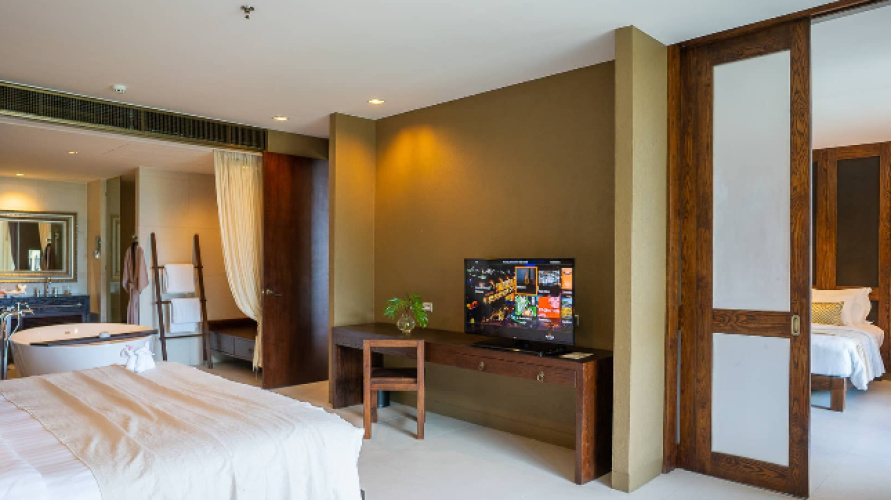 Quadruple Family Suite with ocean view