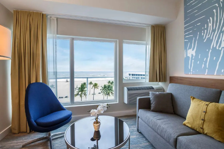 Double Junior Suite with ocean view
