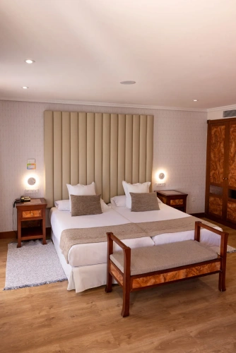 Suite with mountain view