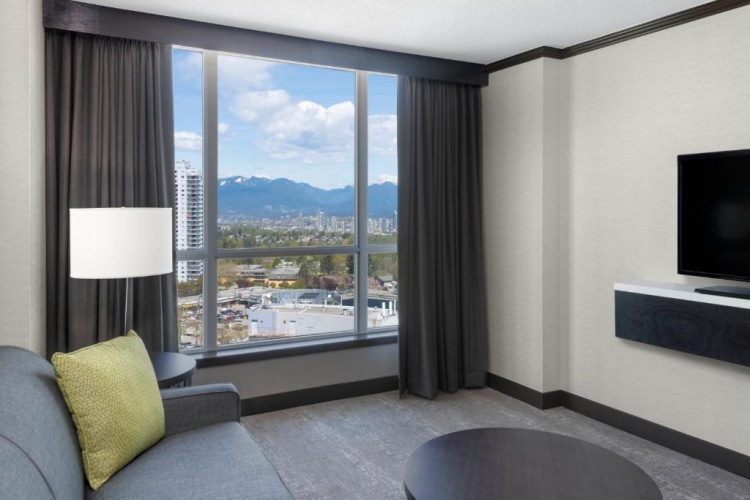 Hilton Vancouver Metrotown photo 12