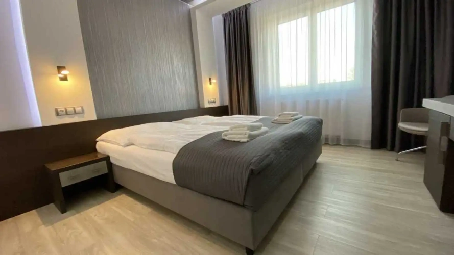 Grand with Large Bath Double room
