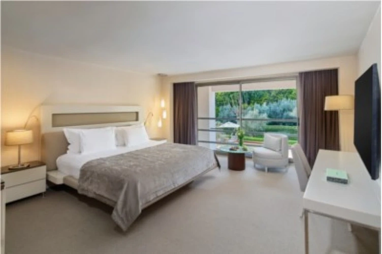 Lagoon Terrace Duplex Suite