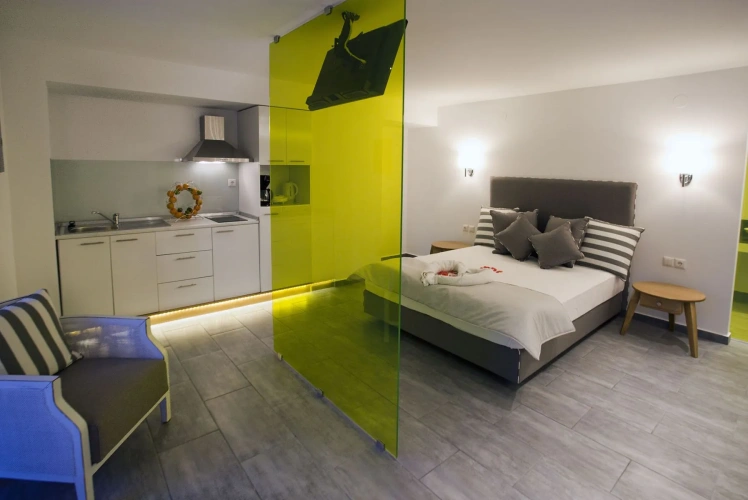 Jacuzzi Suite