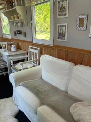 Economy Carriage