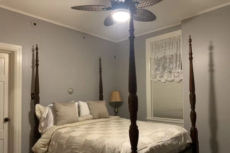 Blue Bell Double Suite