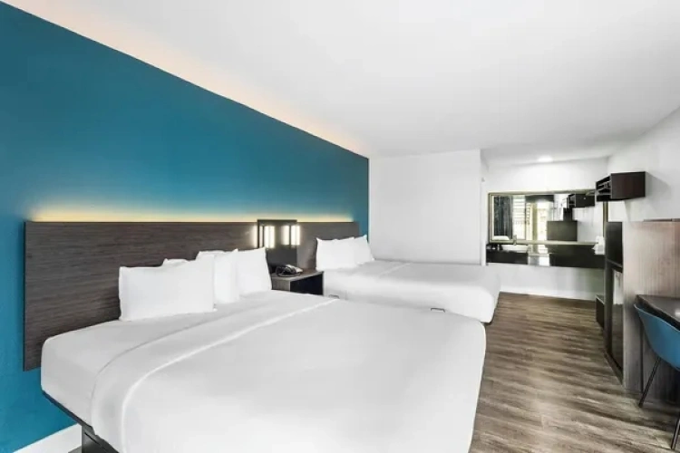 Twin room (window is not guaranteed)