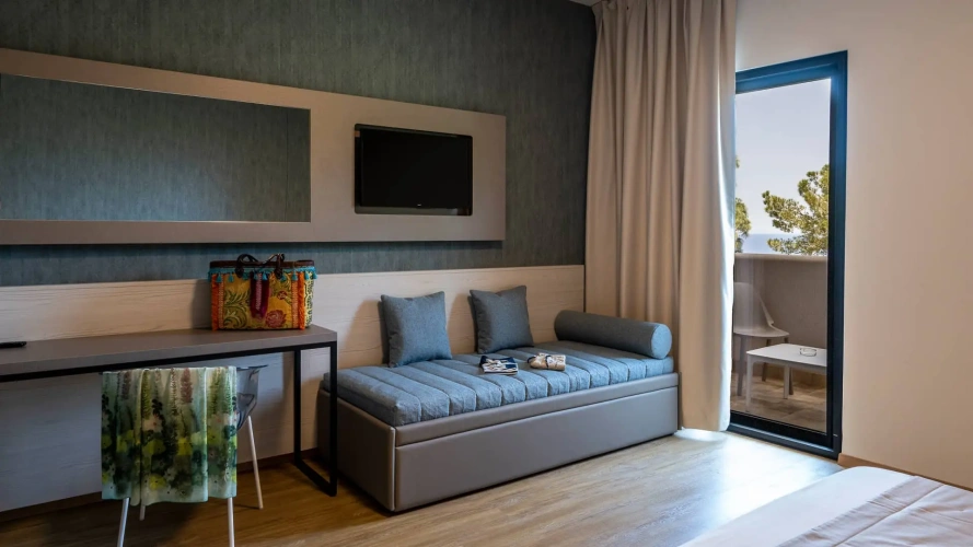 Comfort room