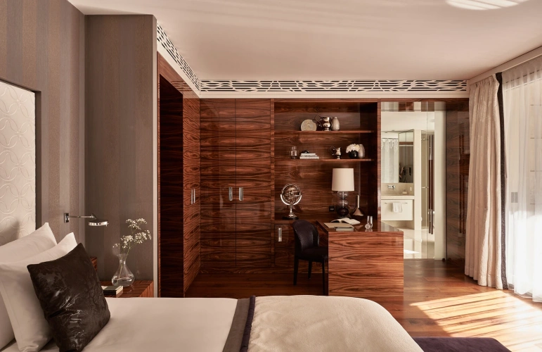Presidential Spa Suites Suite