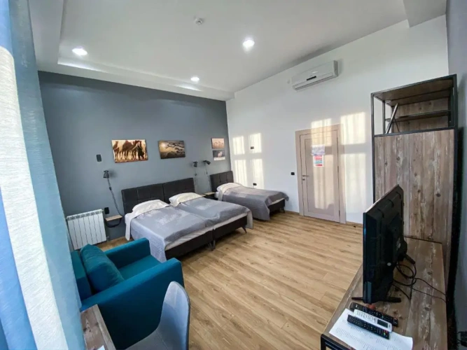 Triple room