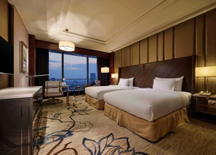 Standard Twin room with city view
