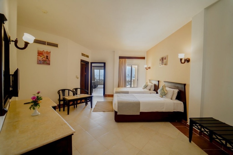 Standard Twin room