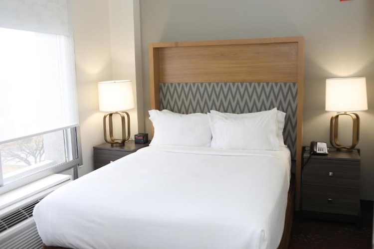 1 Bedroom Double Suite