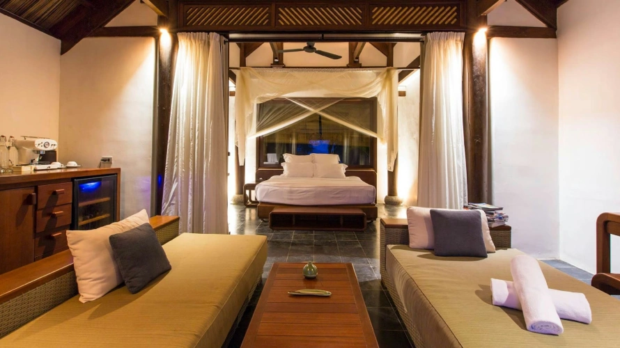 Lagoon Pool Villa