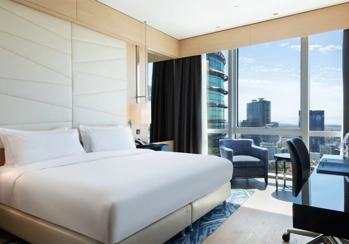 Deluxe Double room with city view