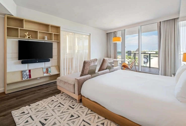 1 Bedroom Suite with balcony