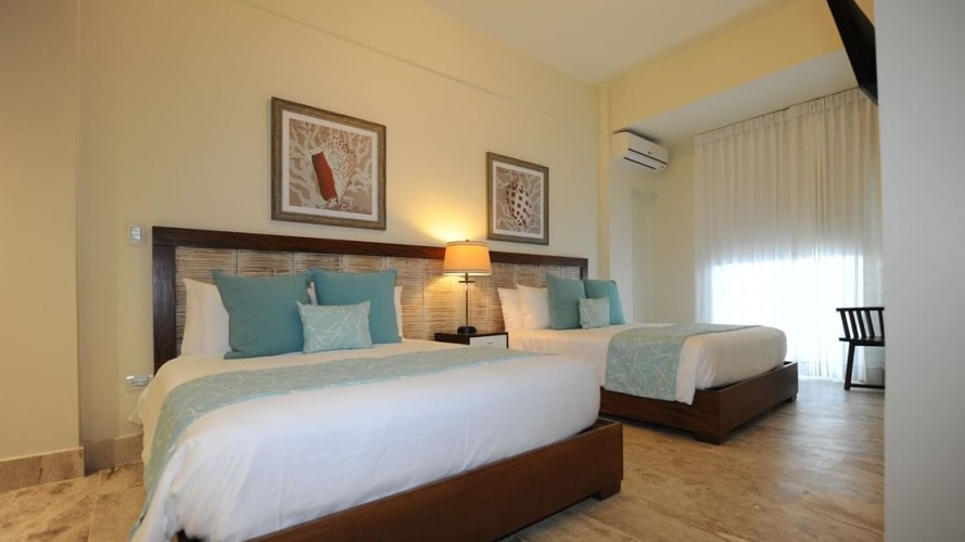 Premium Grand Sextuple Condo