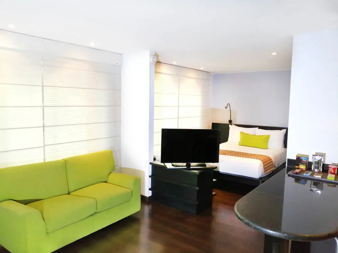 Richmond Suites Hotel