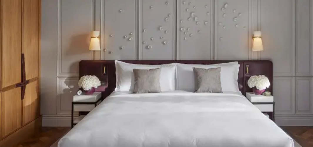 Double Suite with balcony and with lake view