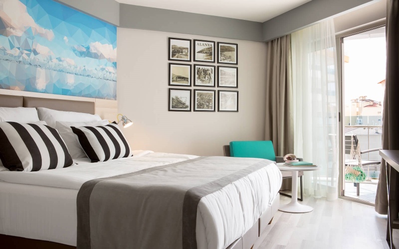 Standard Double room with balcony and with land view