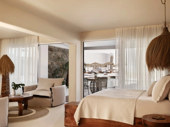Premium Swim-up Double Suite