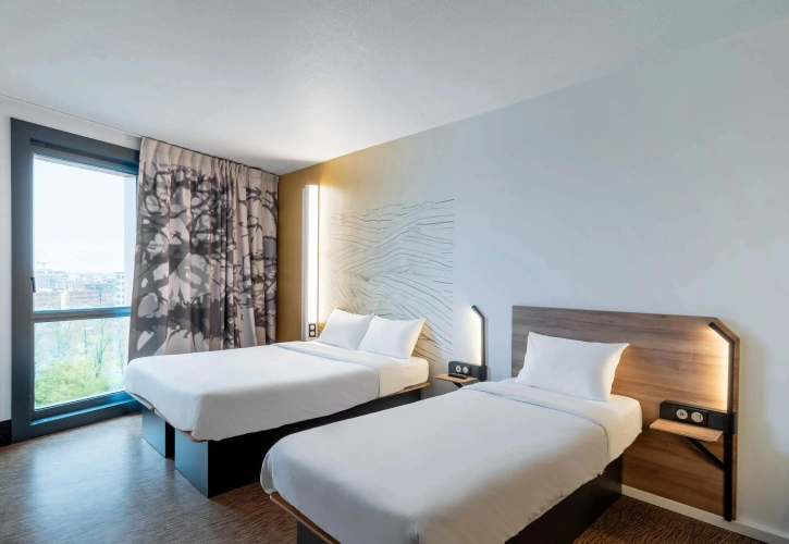 Triple room
