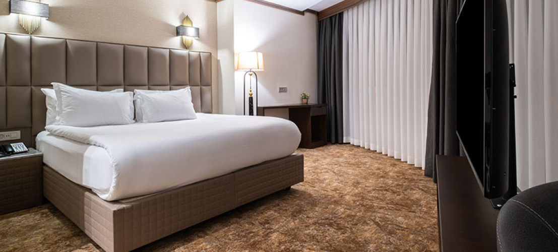 Double Corner room