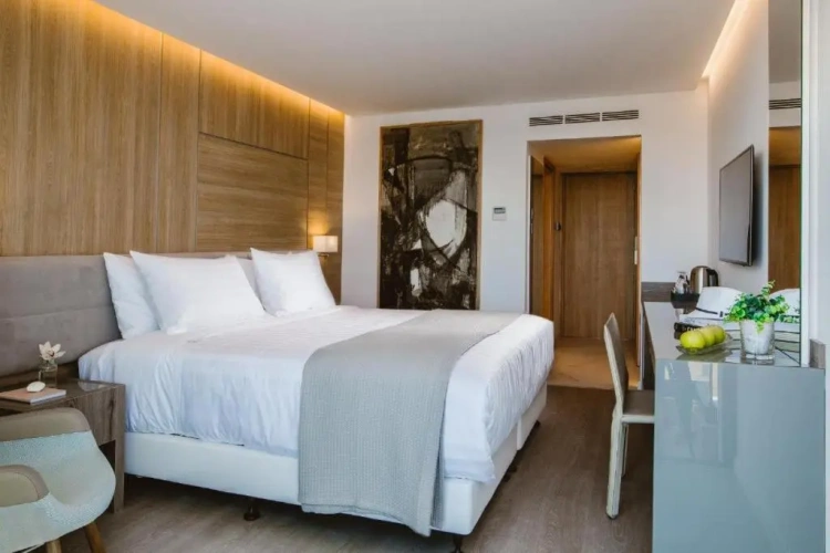 Double Junior Suite with inland view