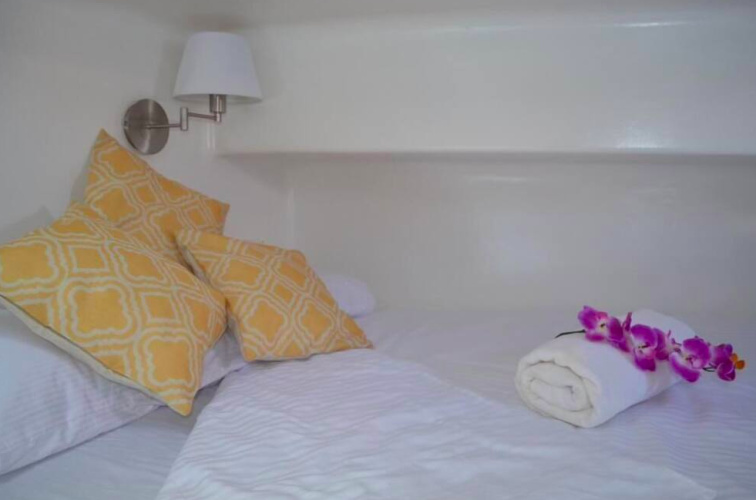Standard cabin-room