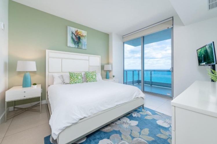 1 Bedroom Deluxe Double Apartment oceanfront