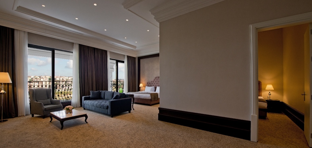 Quadruple Suite