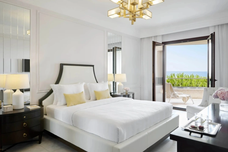 1 Bedroom Pomegranate Double Suite with sea view