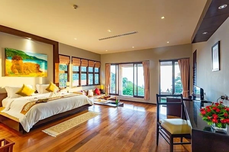 Grand Thai with Spa Bath & Private Pool