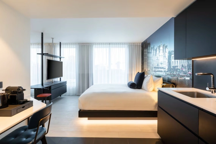 Deluxe Double Suite