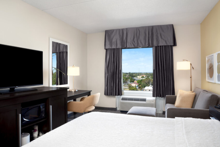 Hampton Inn Hallandale Beach Aventura photo 8