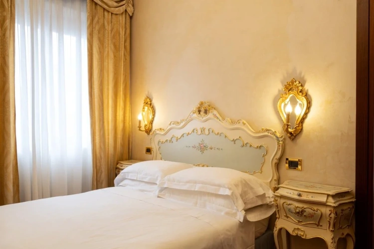 French Single room