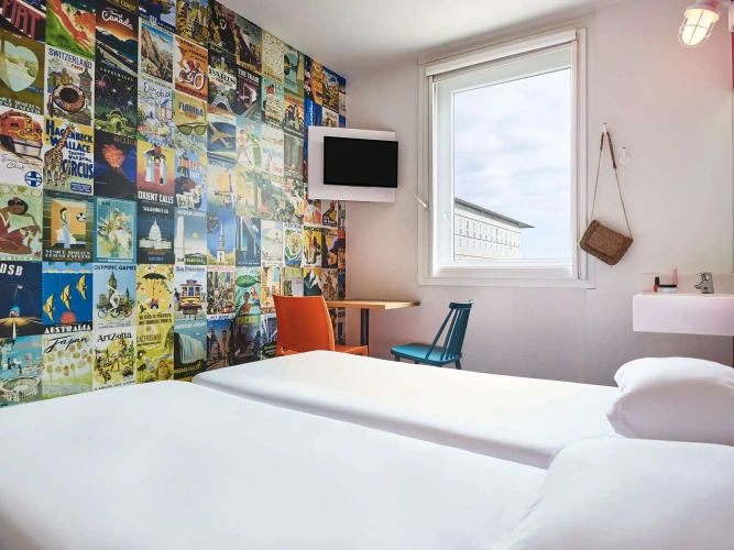Side-Car Twin room