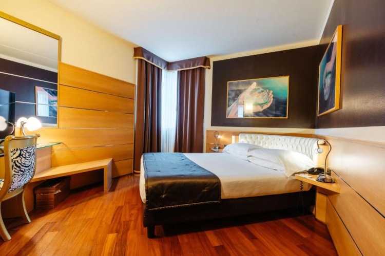 2 Bedrooms Suite
