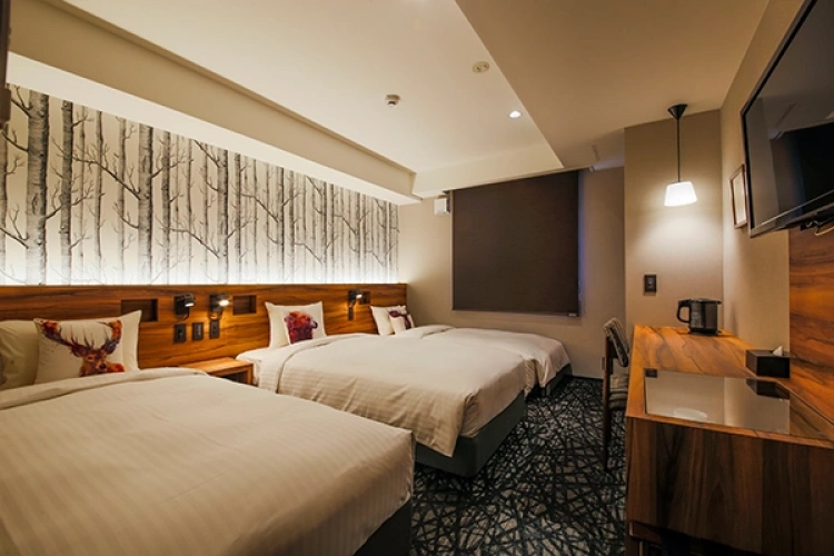 Standard Triple room