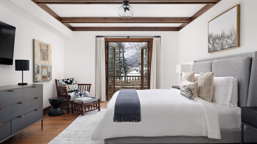 4 Bedrooms The Rendezvous Residence